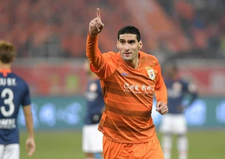 Merouane Fellaini, il primo calciatore marocchino positivo al coronavirus