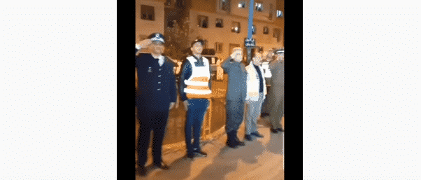 El Tabourcha: l'Inno Marocchino che Risveglia i Balconi