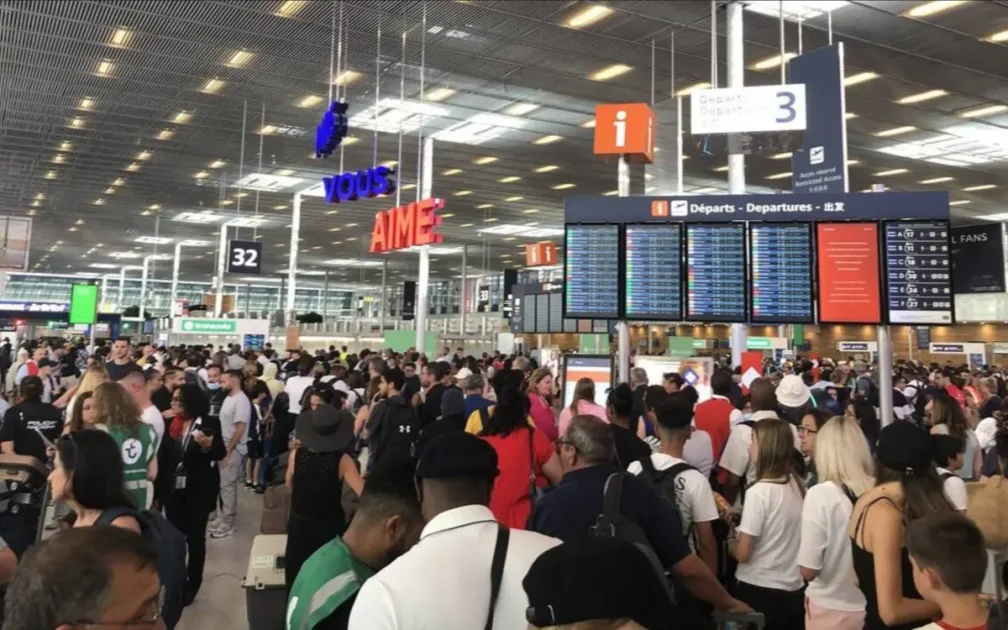 Estate 2026 caos aeroporti europei viaggi Marocco