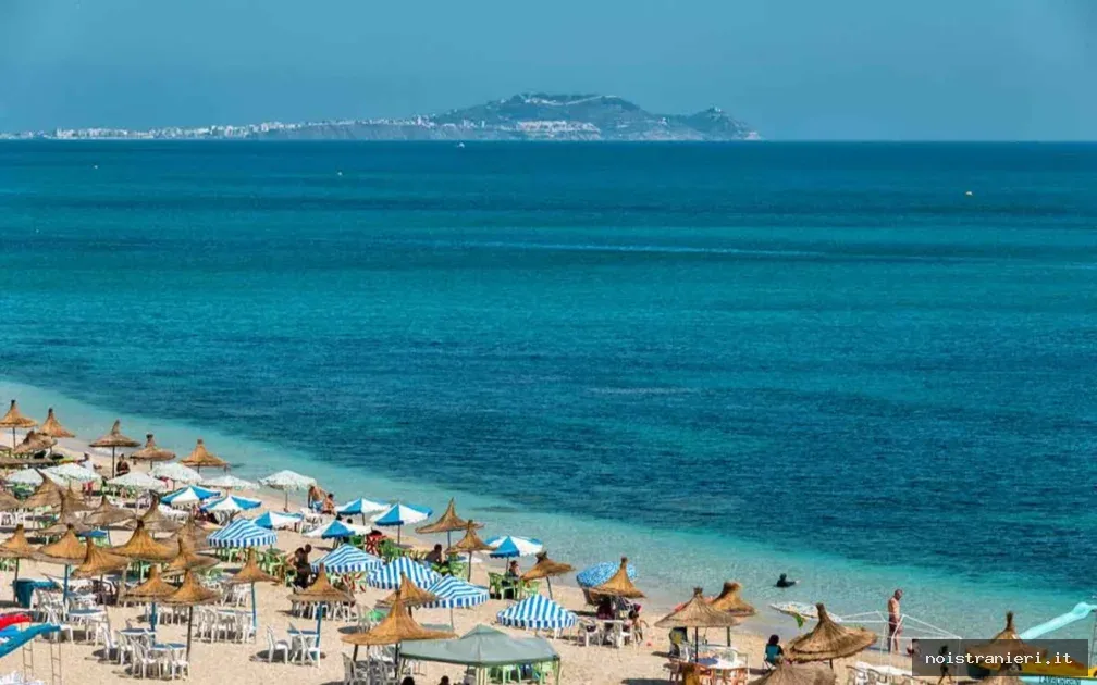 Sicurezza spiagge marocchine droni bagnini 2026