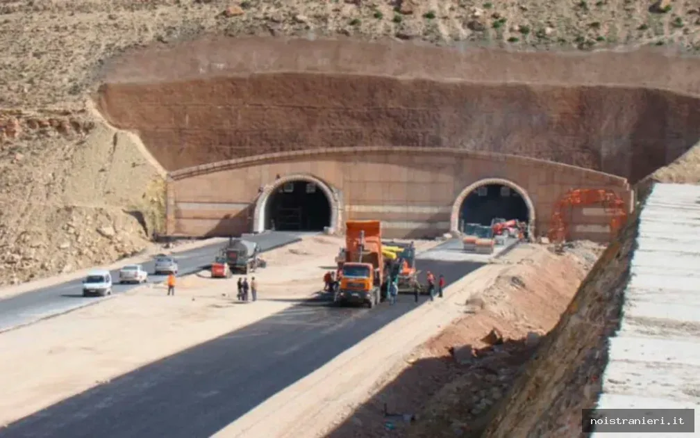 Tunnel Marrakech-Ouarzazate sviluppo e sfide 2026