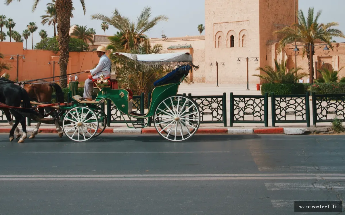 Marocco cambia il suolo urbano per il caldo 2026